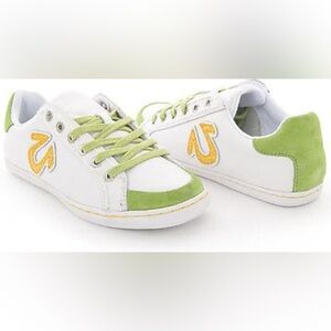 True Religion | NWOT white leather and green suede sneakers | size 7